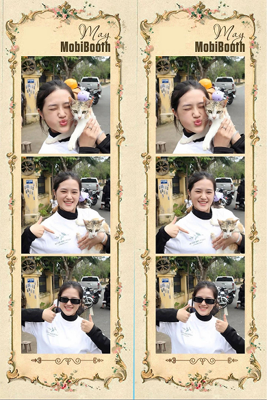 Bộ ảnh photobooth khung vé trang trí hoa